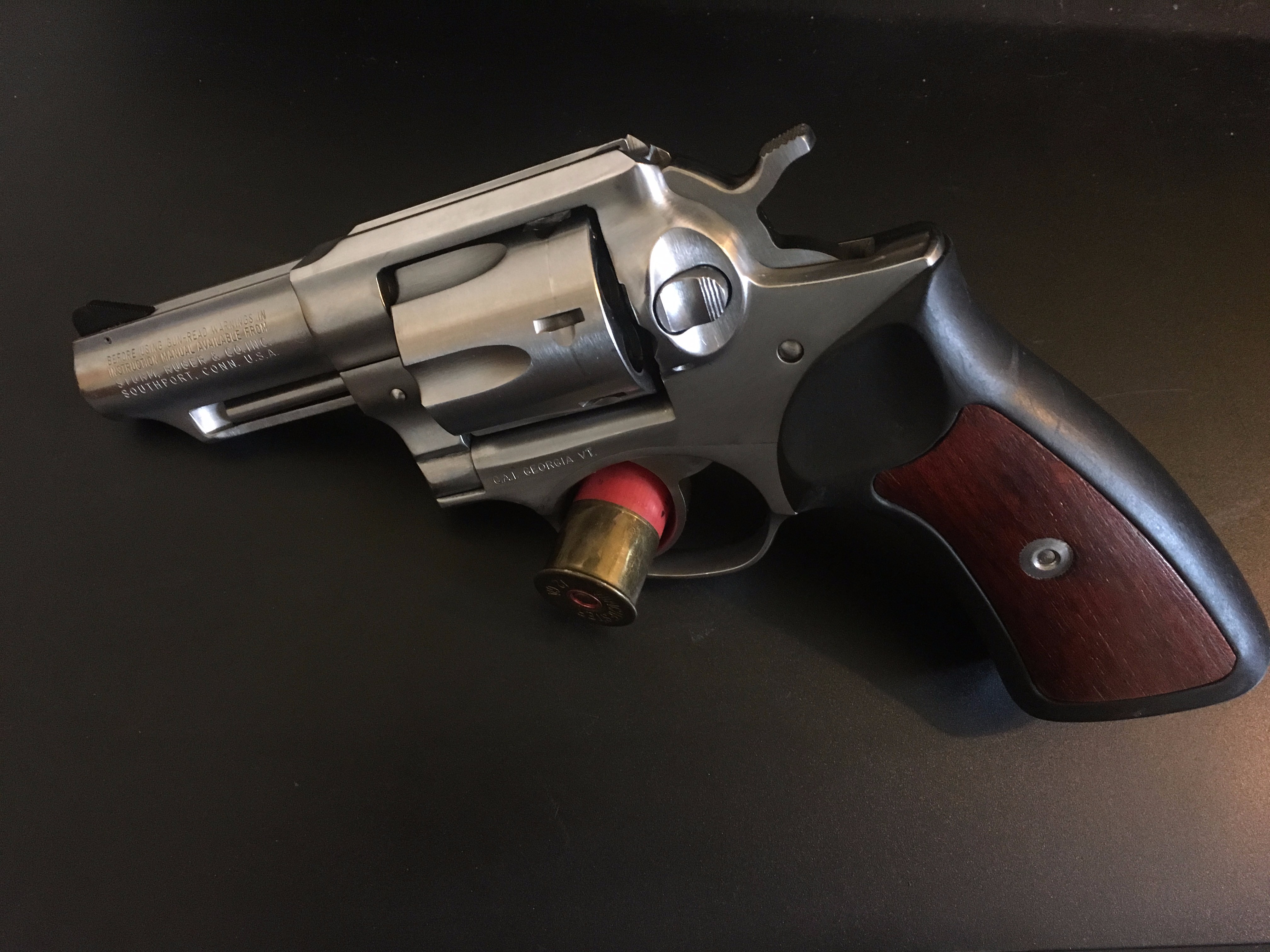 Ruger_gp100_canadian_3in.JPG