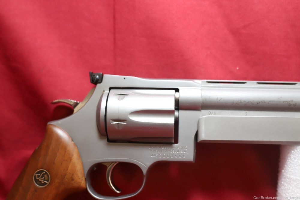 Weird 445 shroud (GunBroker) Dan Wesson Large \\ SuperMag Revolvers ...