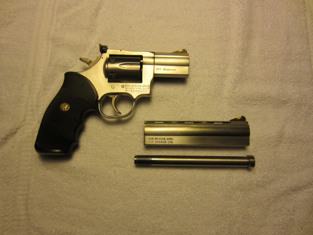 Dan Wesson 715